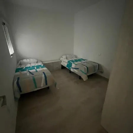 Apartamento 4 Personas 1 Piso アパート